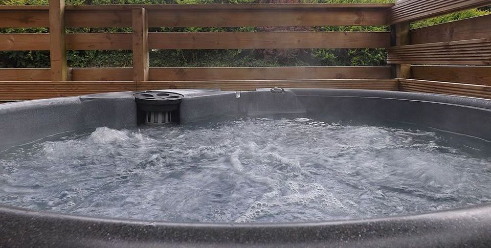 bubbling-steam-over-hot-tub